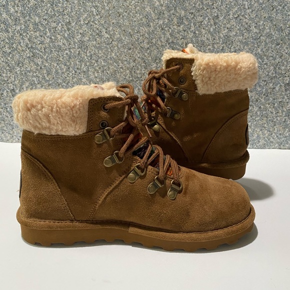BearPaw boots - Picture 3 of 6